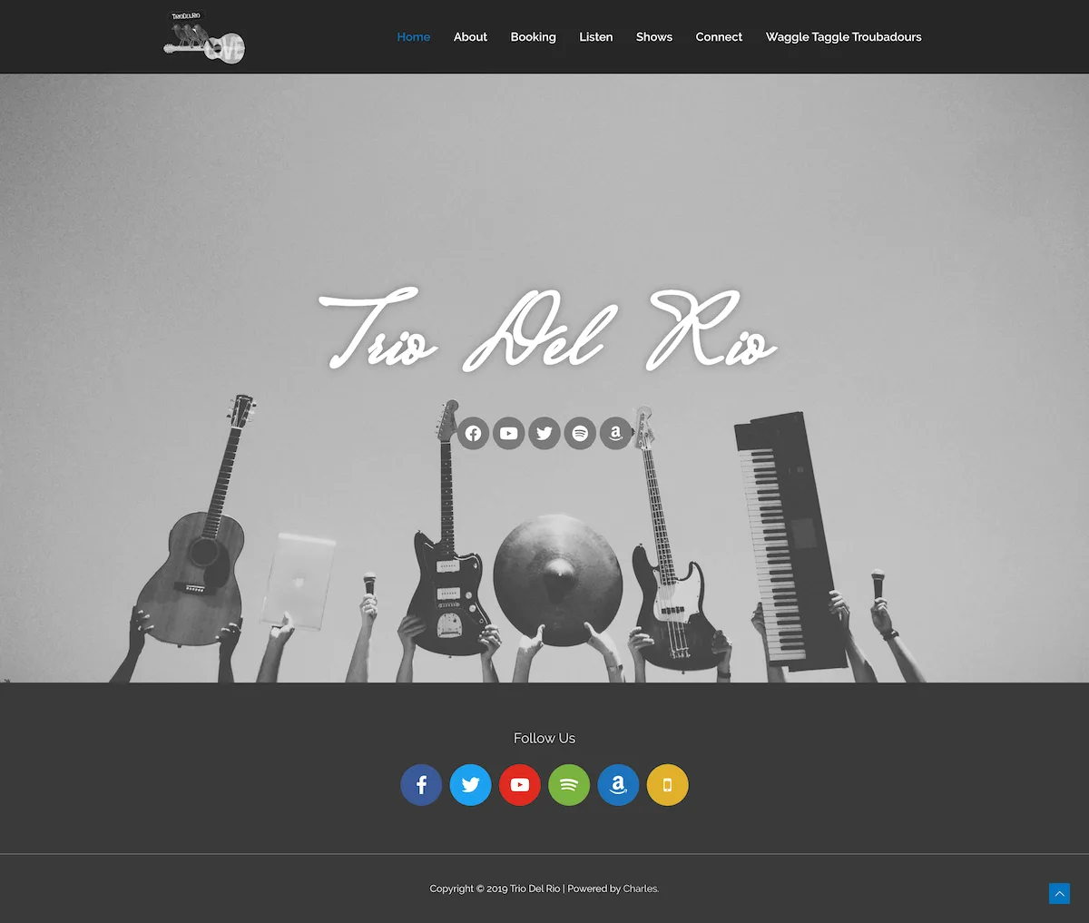 Trio Del Rio band website featuring performance schedule and contact information.